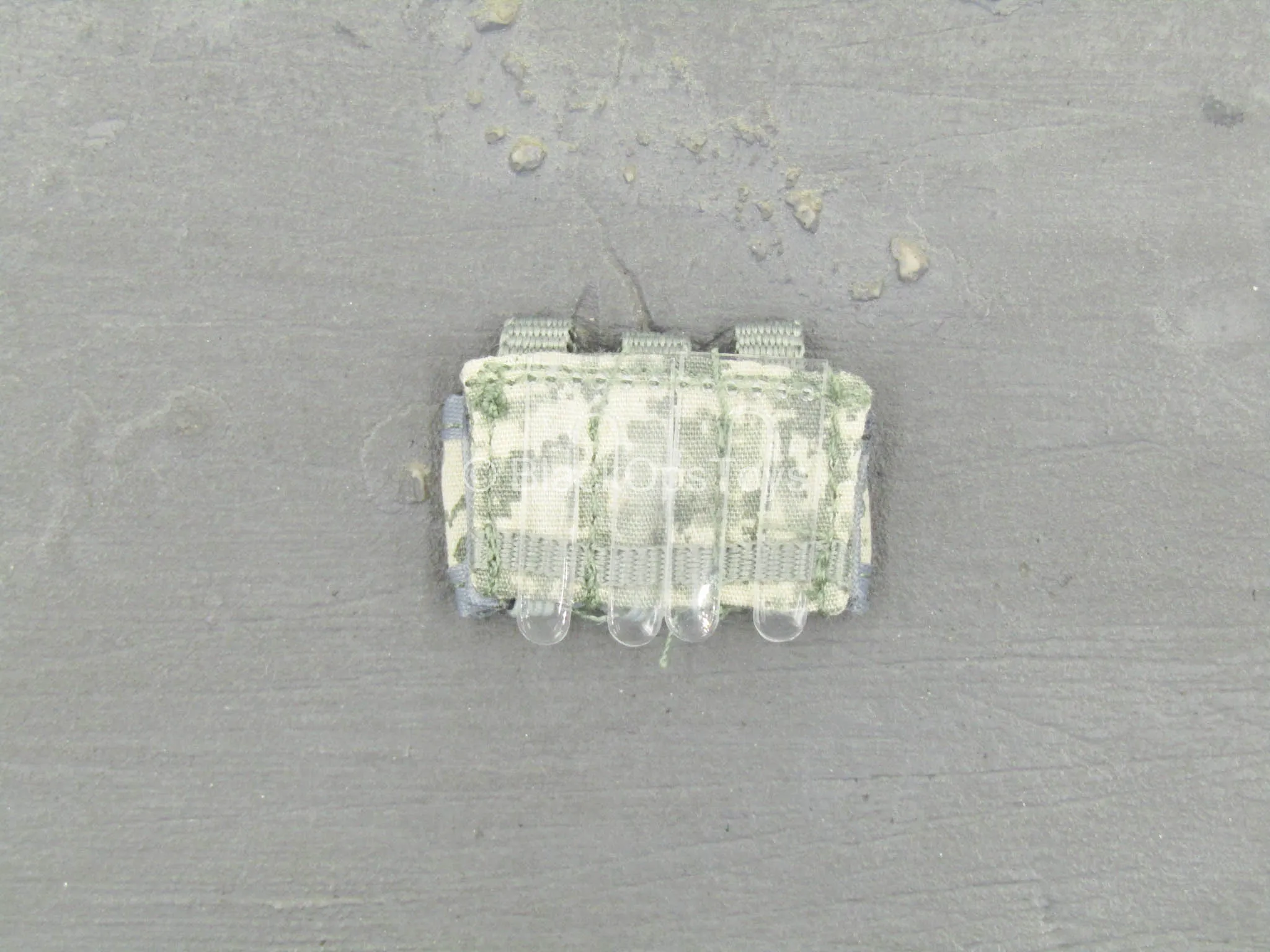 ACU Pouch Set - ACU Triple Cell Pistol Magazine Pouch