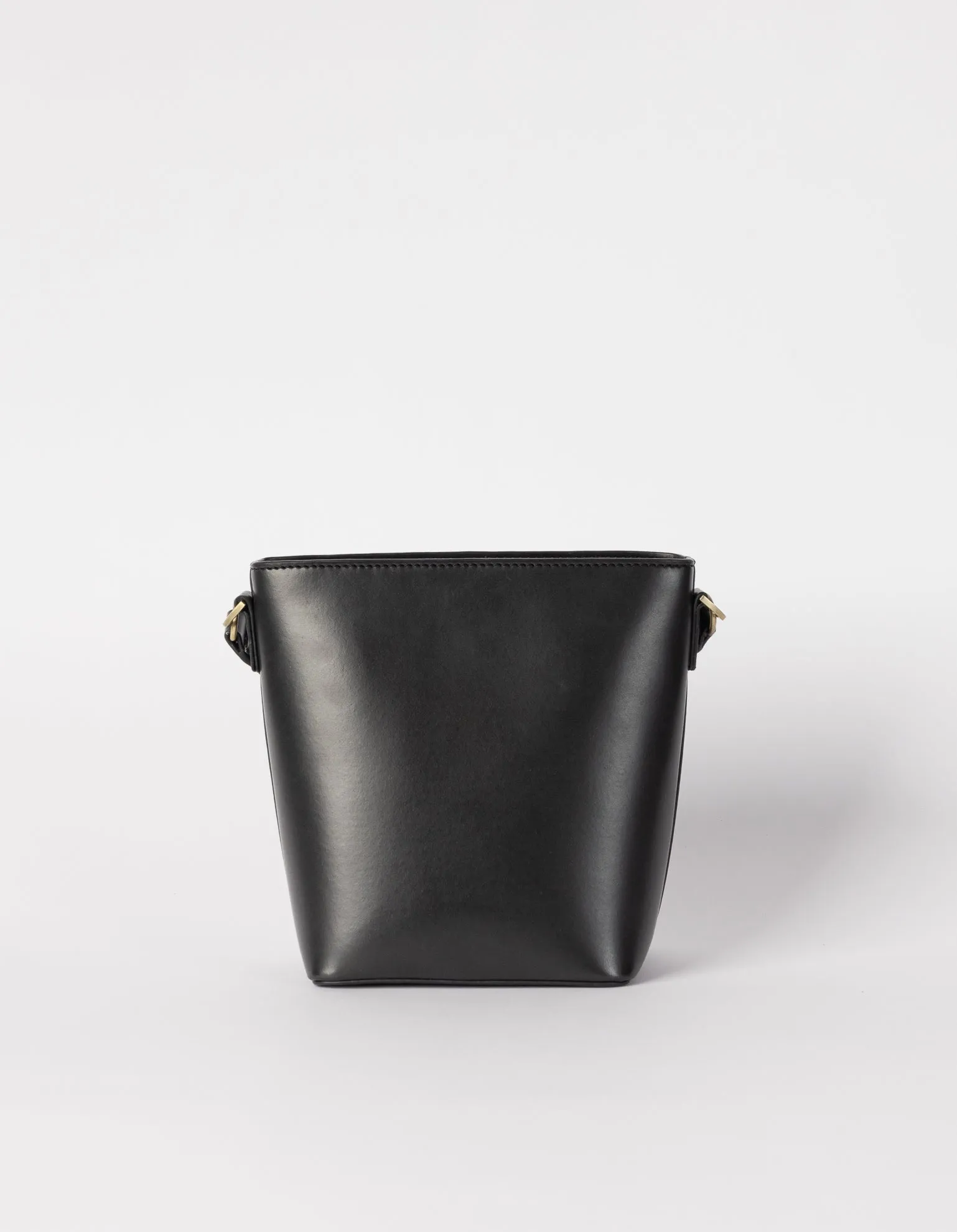 Bobbi Apple Leather Midi Vegan Bucket Bag | Black