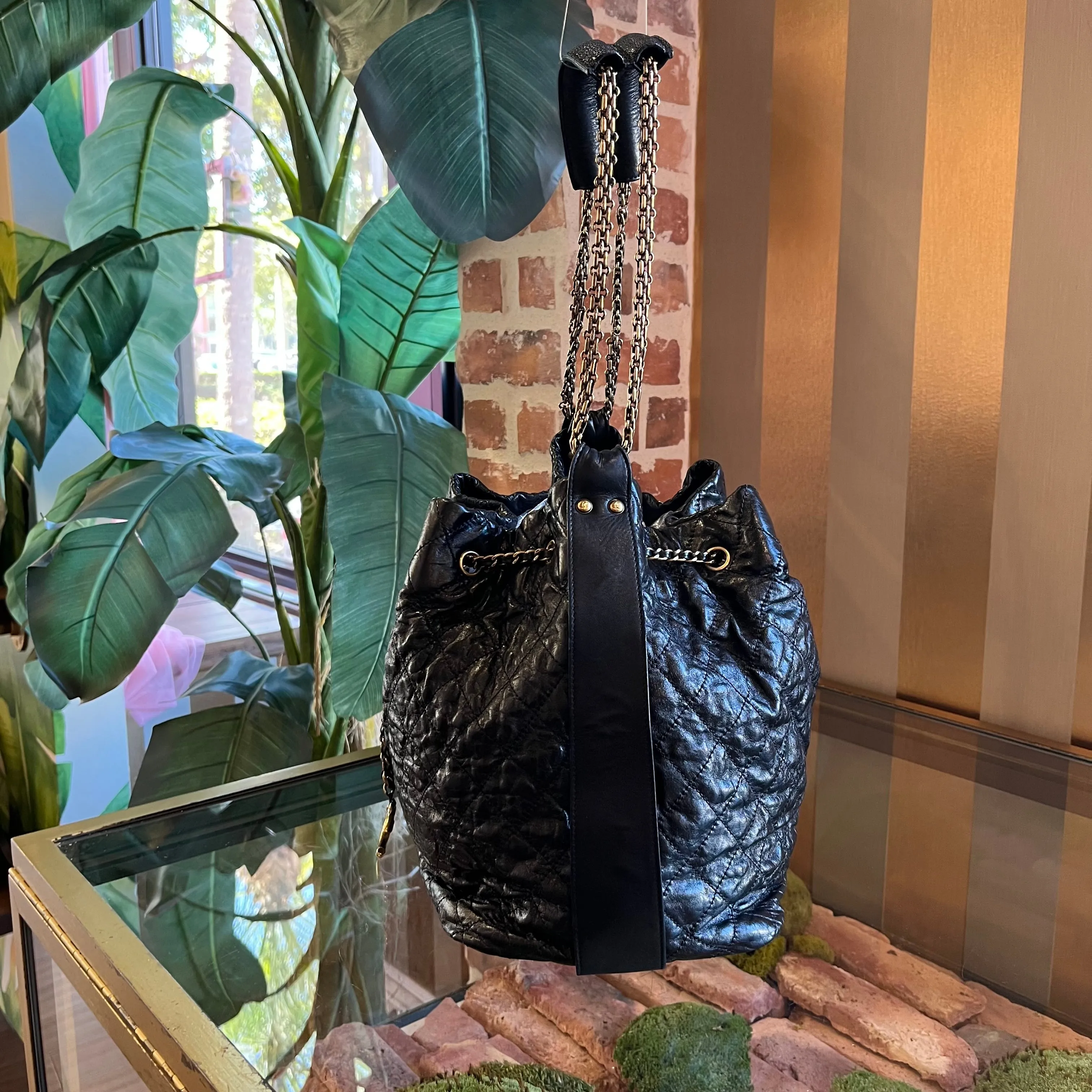 CHANEL Black Leather Drawstring Bucket Bag TS3900