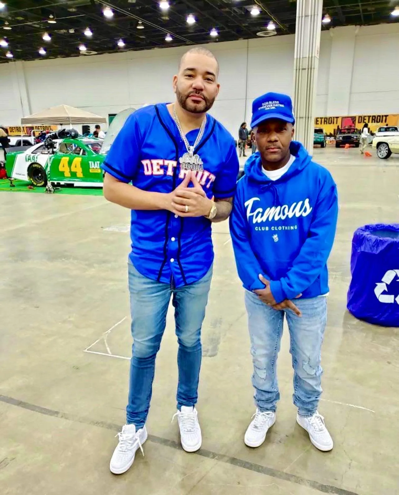 FAMOUS SCRIPT HOODIE (BLK/RYL)