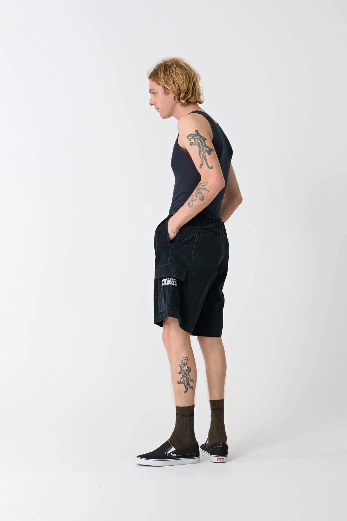 GRAFF CORD 91 CARGO SHORT - PIGMENT BLACK