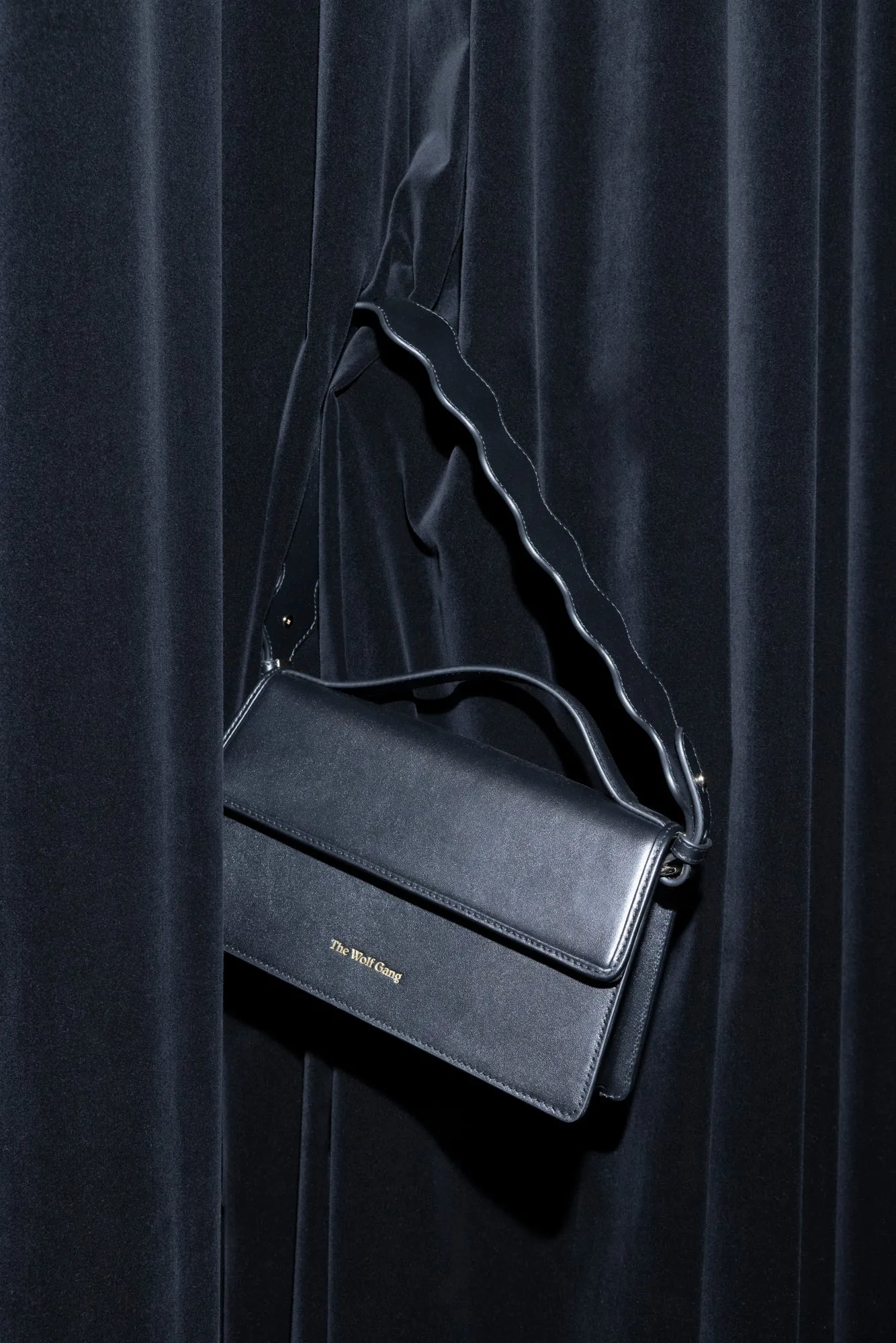 La Onda Shoulder Bag