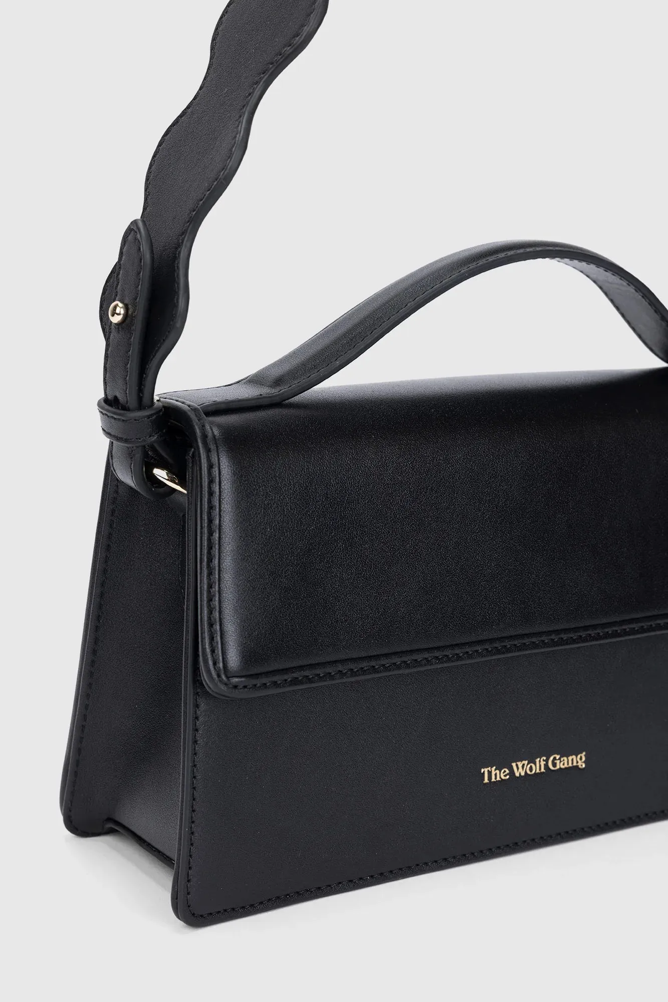 La Onda Shoulder Bag