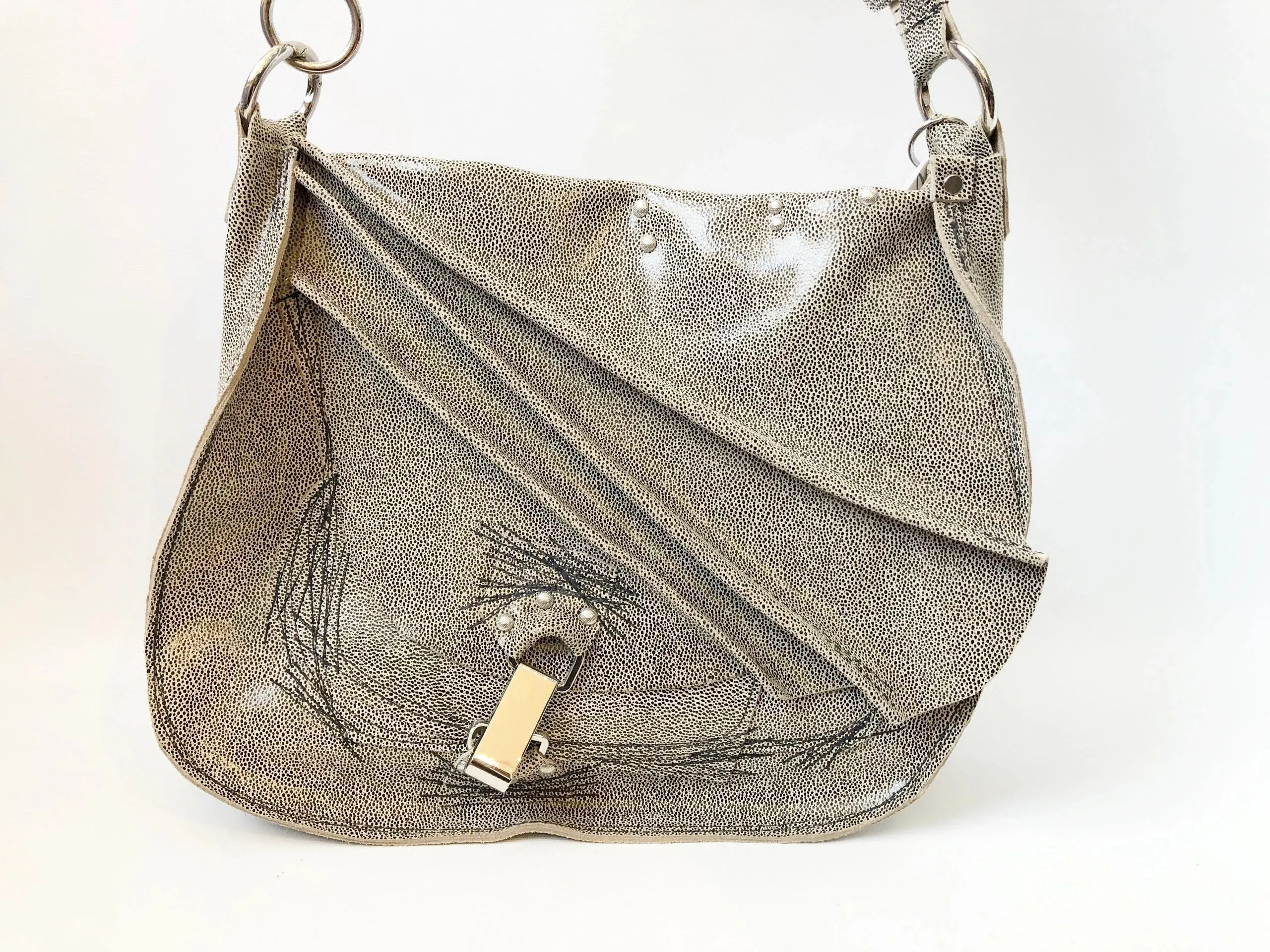 NEW Home - Threads Messenger Bag