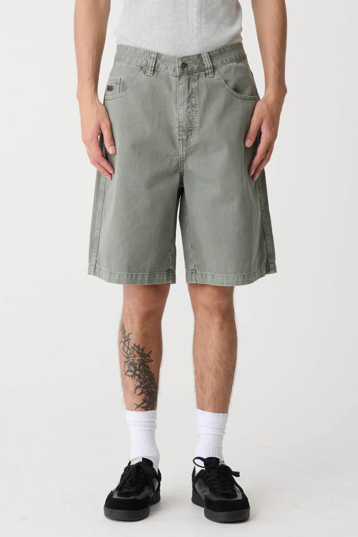 PEACE MAN BULL DENIM SHORT - OLIVE GREY