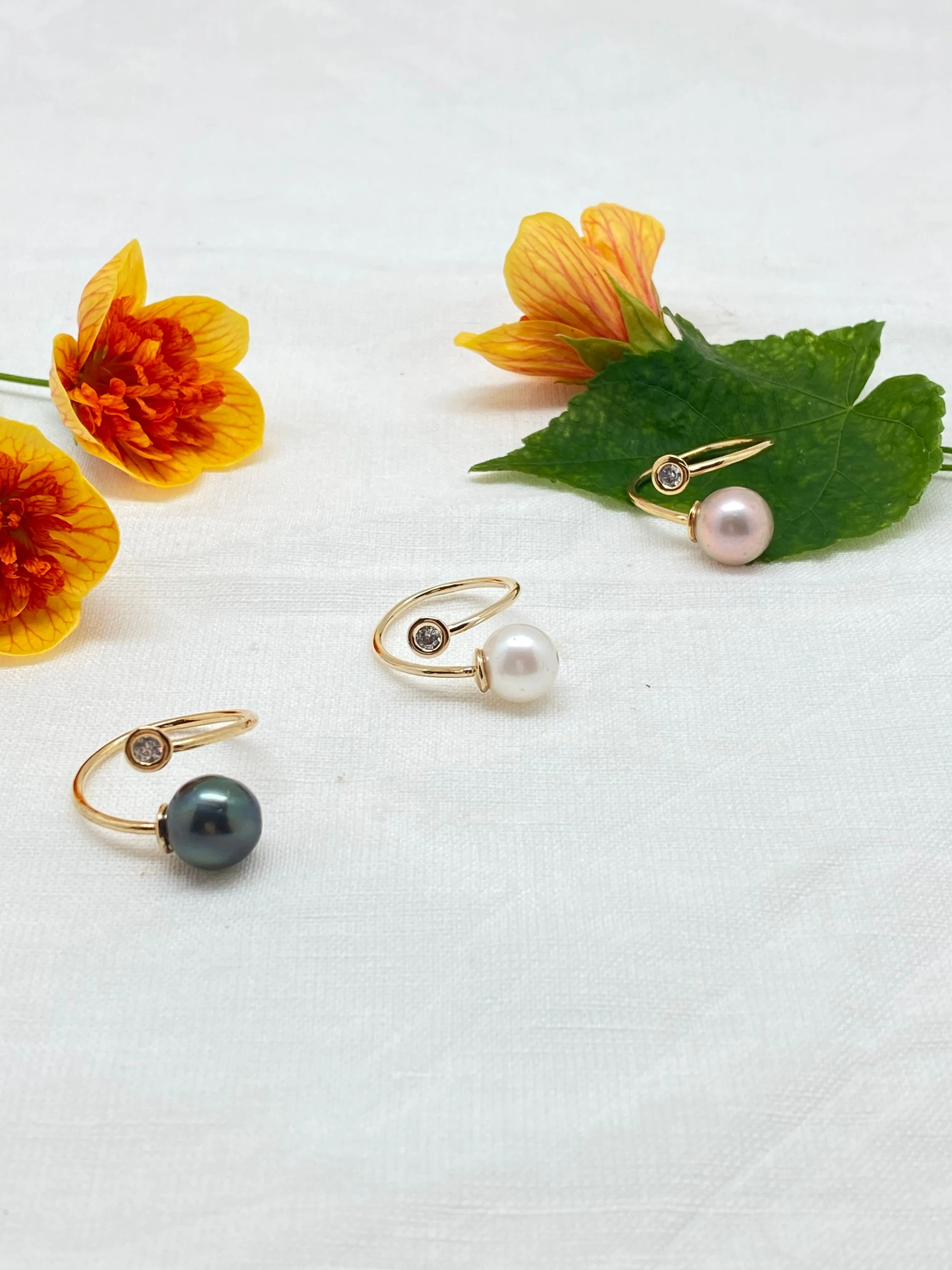 R cz & tahiti ,freshwater pearl