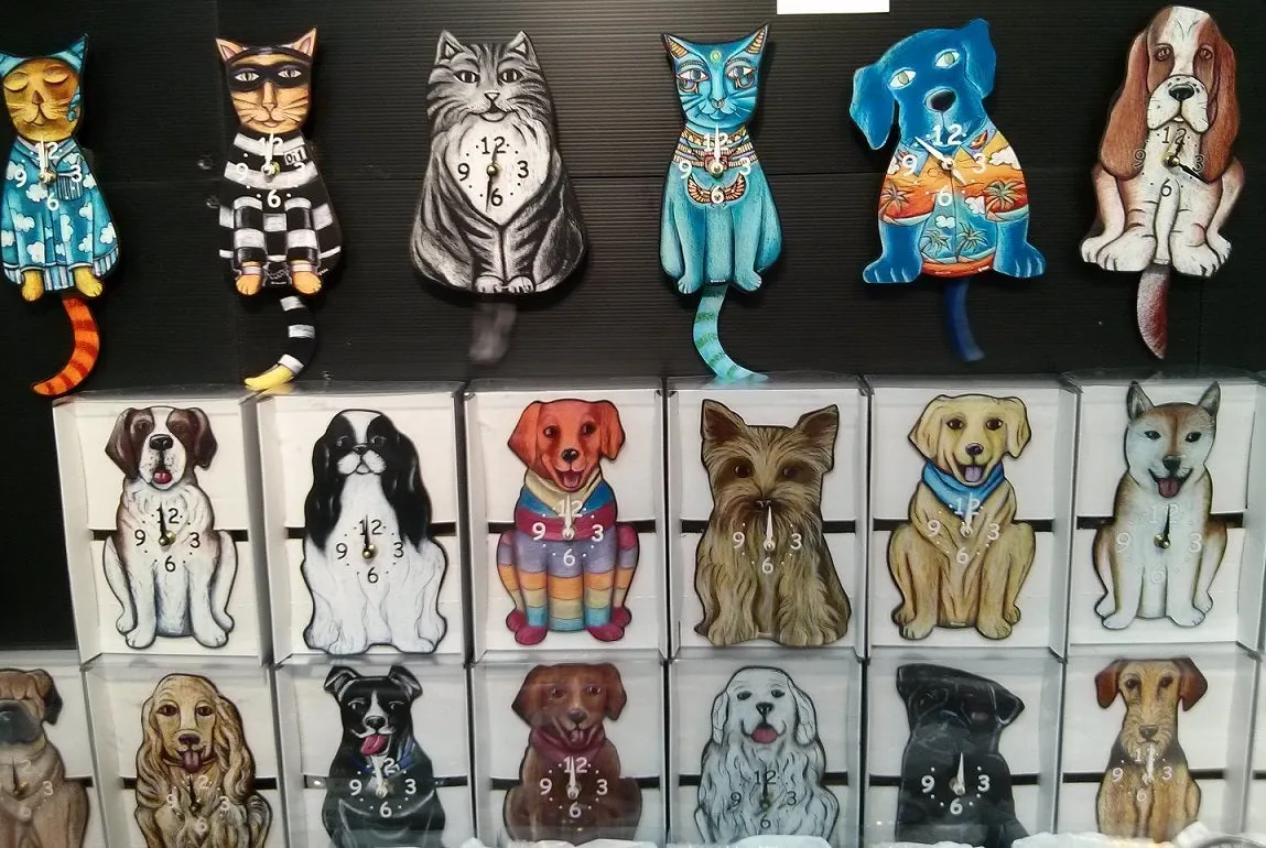 Ruby King Charles Spaniel Pendulum Clock